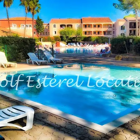Golf Esterel Location